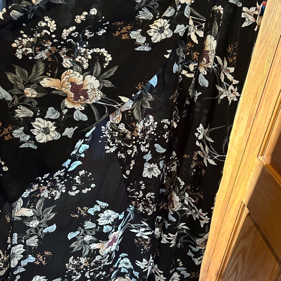 Shein floral floor length Dress with front slit NWOT - Picture 4 of 6